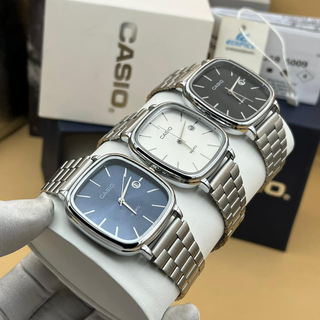 Silver CASIO wristwatch