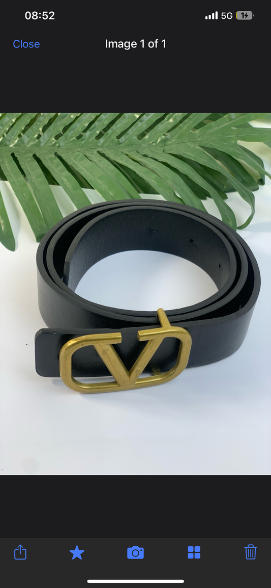 Leather Valentino belt