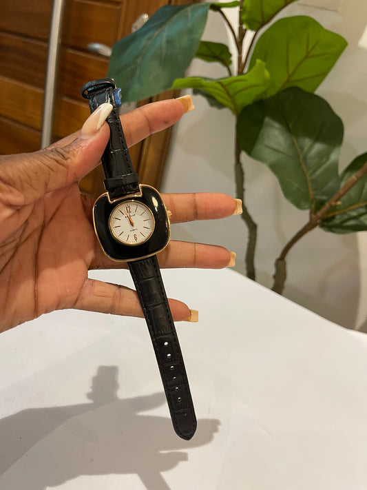 Black leather Wristwatch