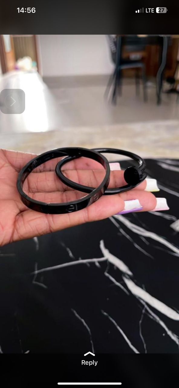 Black non tarnish nail bracelet