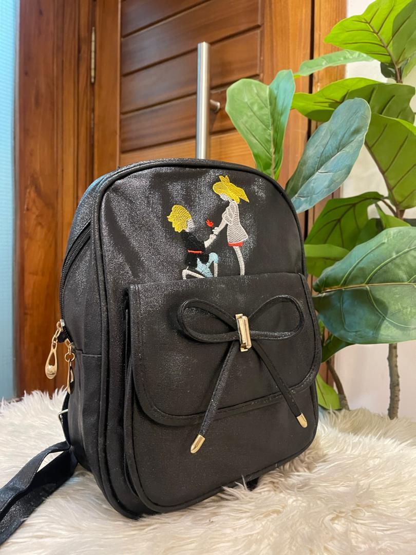 Black bow heart Backpack