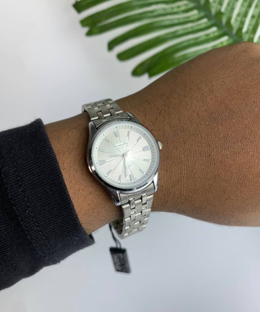 Silver Detailed wristwatch