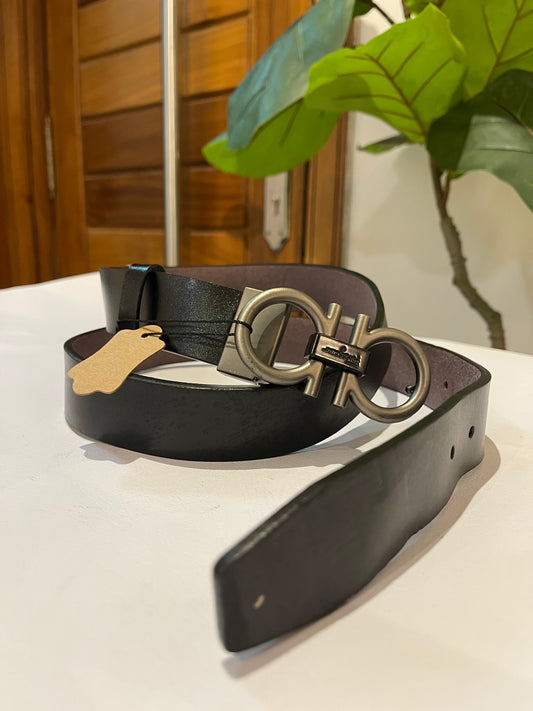 Black leather belt (8-18)